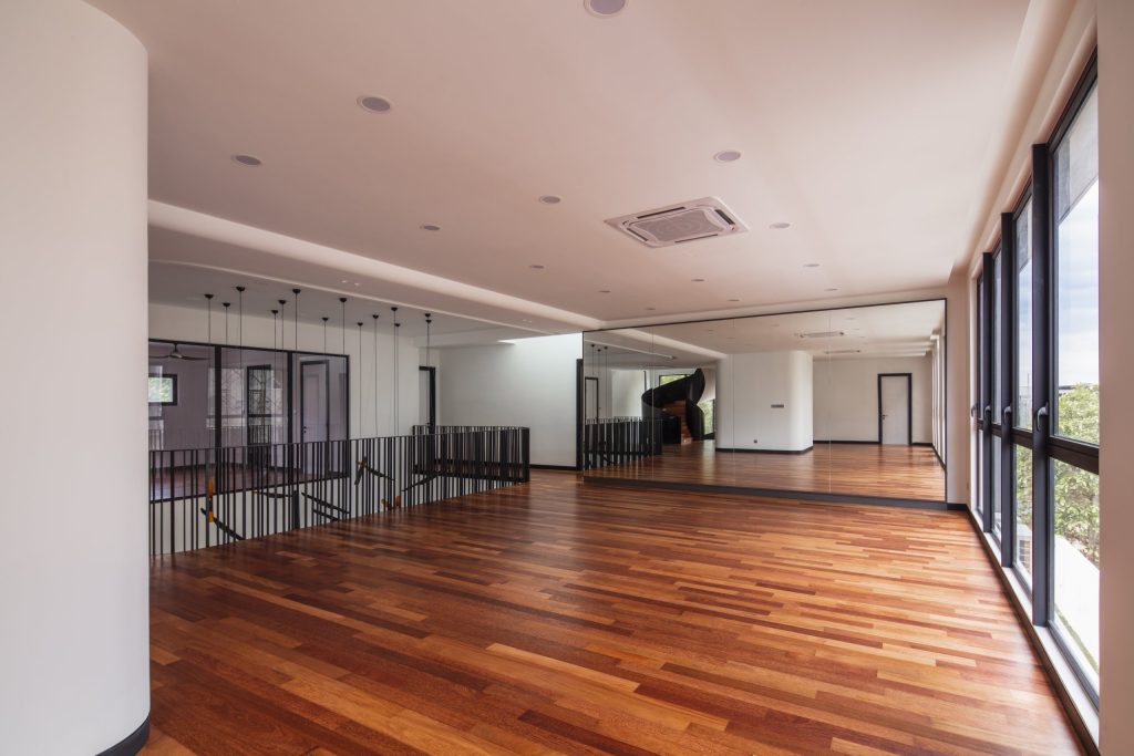 Fillet House: first-floor dance hall connecting surrounding rooms.